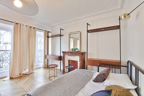 6 bedrooms, iron/ironing board, free WiFi, bed sheets