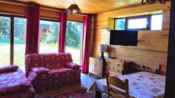 Interior - Very Pleasant 2-room Apartment in a Quiet Area 50 Meters From the Slopes (Bourg-Saint-Maurice)