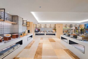 Unclassified image, 2 of 47, button - LongWei Hotel (Chengdu University Games Sports Center Longwei Building) (Chengdu)