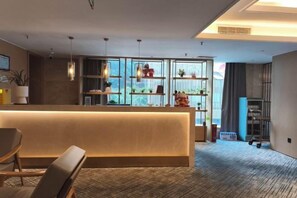 Unclassified image, 3 of 47, button - LongWei Hotel (Chengdu University Games Sports Center Longwei Building) (Chengdu)