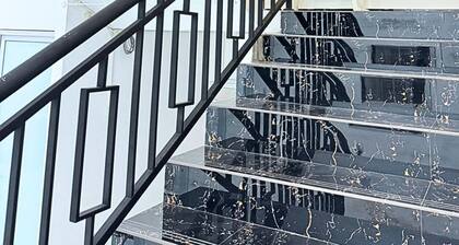 Home Suite Home Singkawang