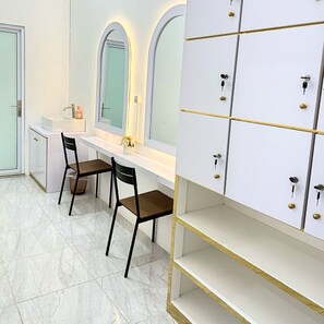 特级联排别墅, 城市景观 | 浴室 | 淋浴设施、免费洗浴用品、拖鞋、坐浴桶