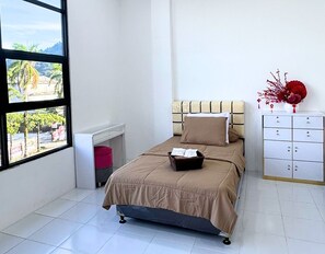 Grand Townhome, City View | Free WiFi, bed sheets - Home Suite Home Singkawang (Singkawang)
