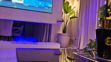 Rumah, 4 kamar tidur, akses difabel, kolam renang pribadi | Interior