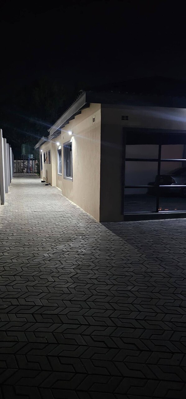 單棟房屋, 4 間臥室, 無障礙, 私人泳池 | 住宿地面