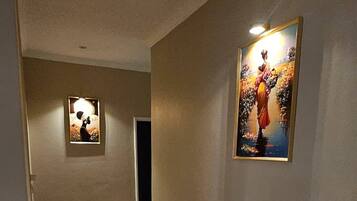 Rumah, 4 kamar tidur, akses difabel, kolam renang pribadi | Interior