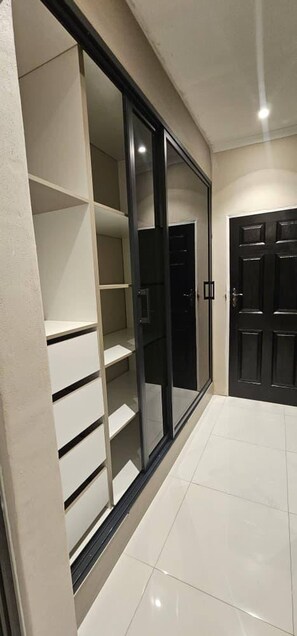 House, 4 Bedrooms, Accessible, Private Pool | Interior