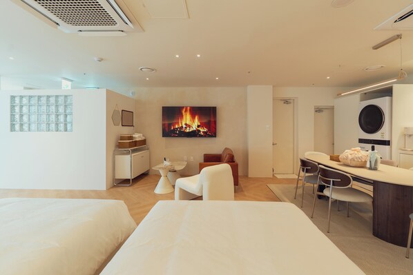 1 bedroom, iron/ironing board, WiFi, bed sheets