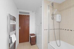 Departamento familiar, balcón | Baño