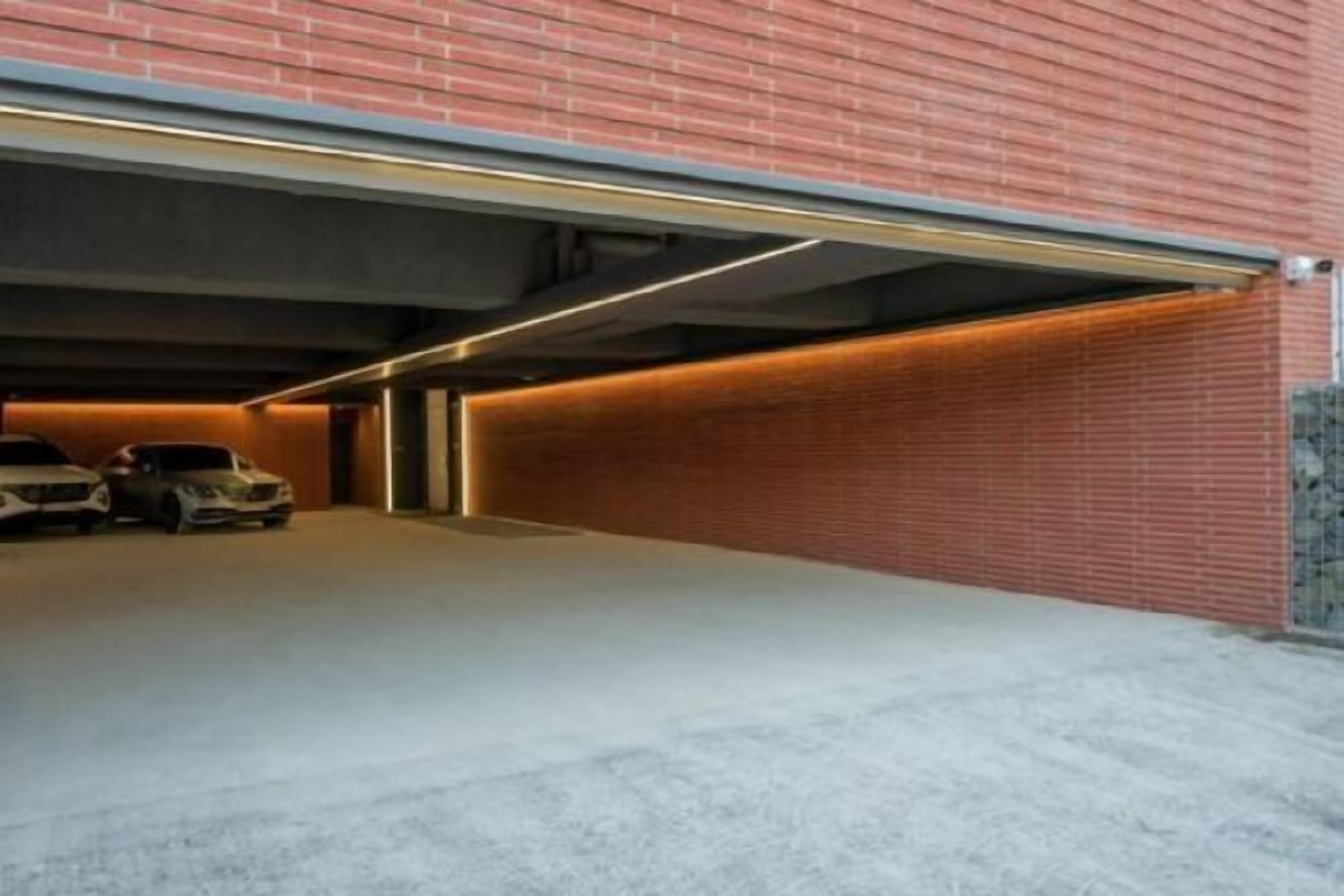 Self parking