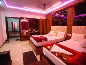 Super Deluxe Four Bed First Floor - CHUTI BEACH REOSORT (Mandarmani)