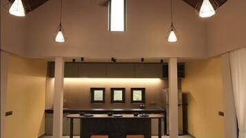 Basic Villa | Free WiFi