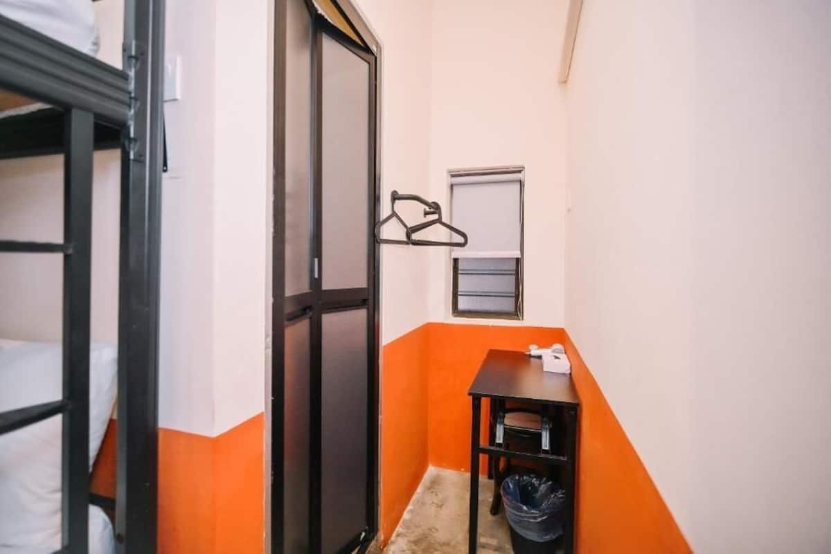 Twin Room | Desk, iron/ironing board, free WiFi