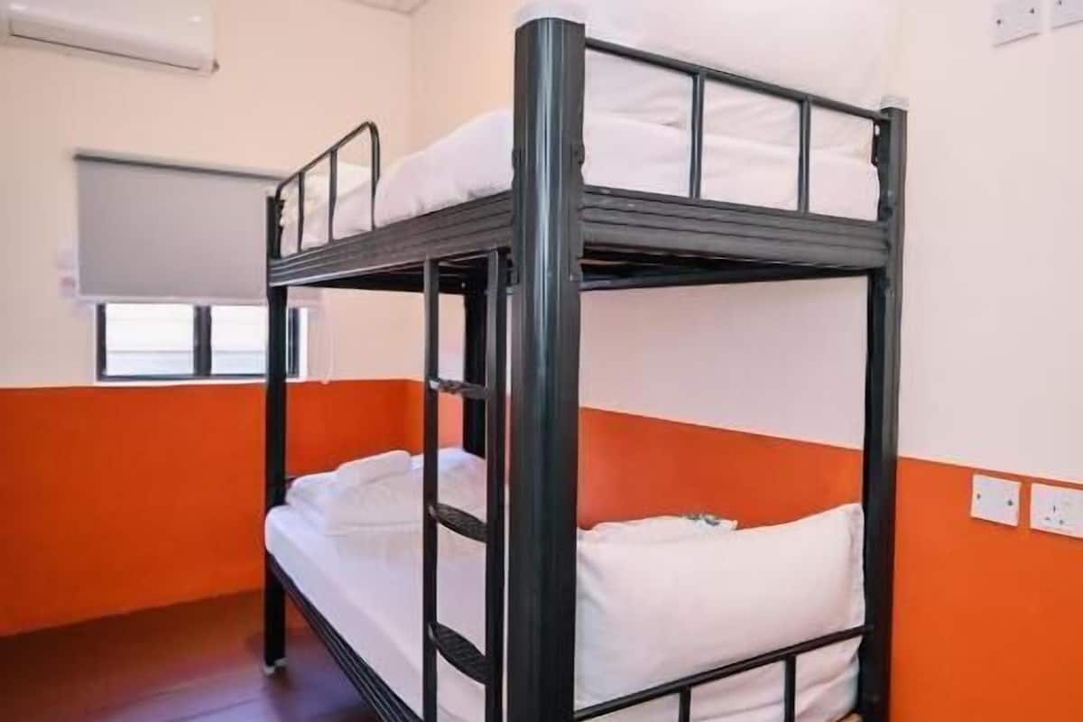 Double or Twin Room, 2 Twin Beds | Desk, iron/ironing board, free WiFi