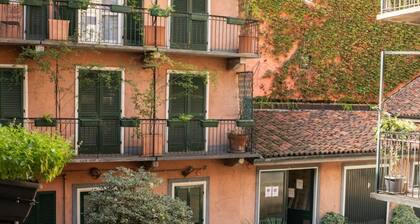 Central Turin | 2 Bedrooms | Romantic Balcony