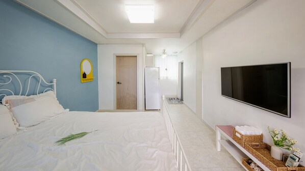 Basic Room, 1 Bedroom (Room 202) | 1 bedroom, free WiFi