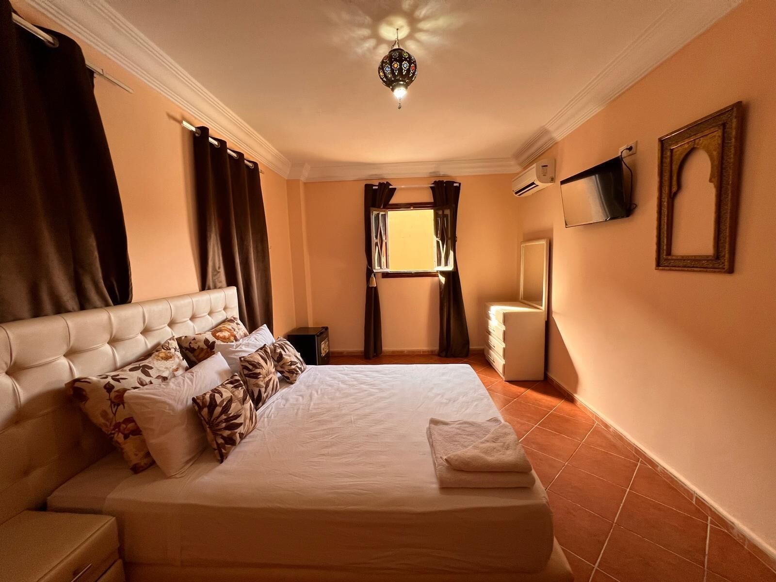 Classic Suite, City View | Meja, ruang kerja komputer riba, Wi-fi percuma 
