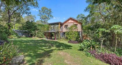 Country Cove, Queenslander house.
Sunshine Coast, Australia