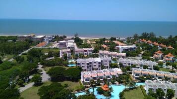 Condo, 2 Bedrooms, Accessible, Balcony | Bahagian luar