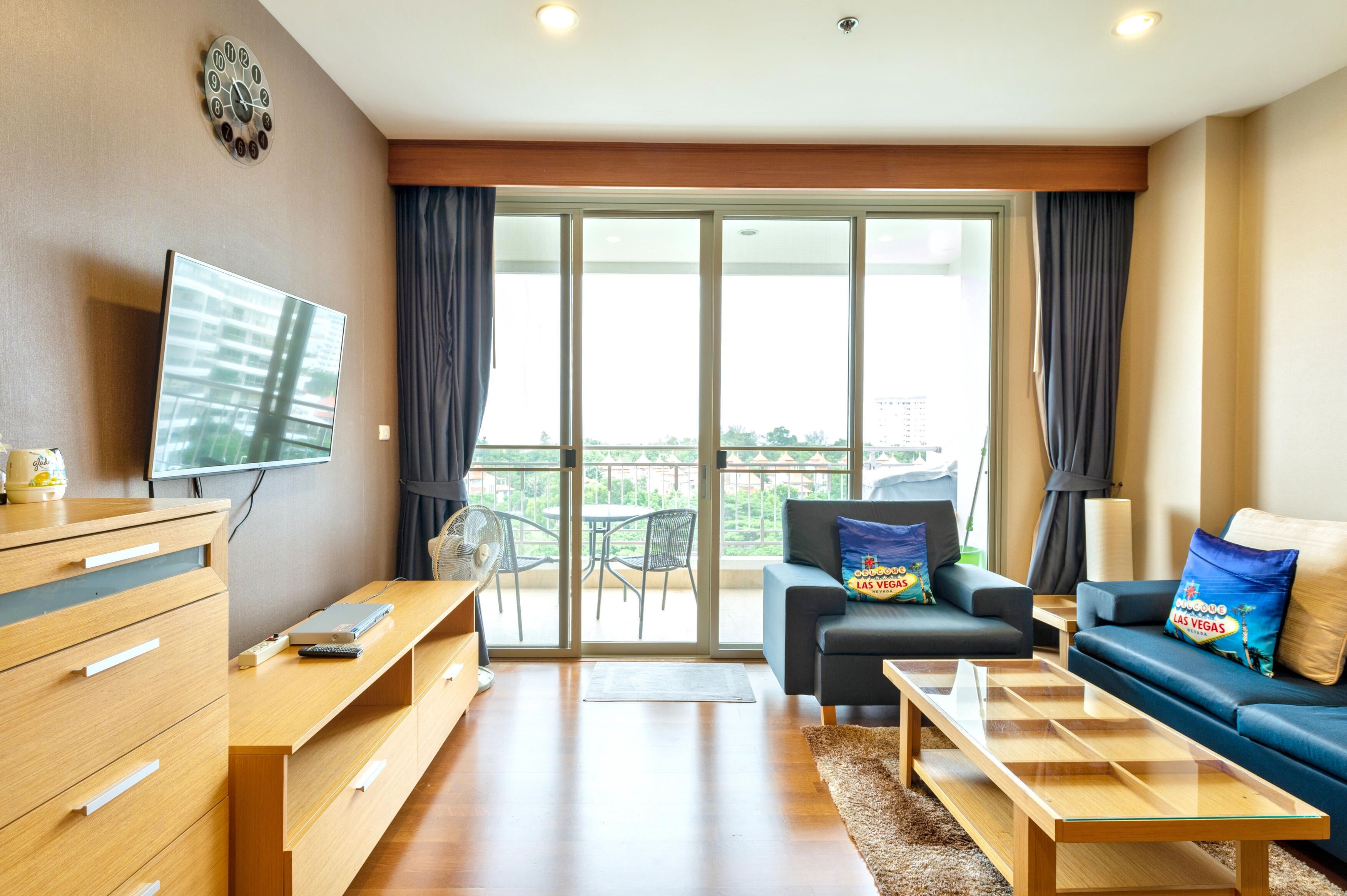 Căn hộ, 1 phòng ngủ, phù hợp cho người khuyết tật, ban công | Khu phòng khách