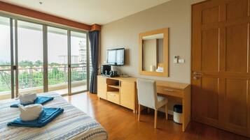 Apartment, 1 Bedroom, Accessible, Balcony | 3 bedrooms