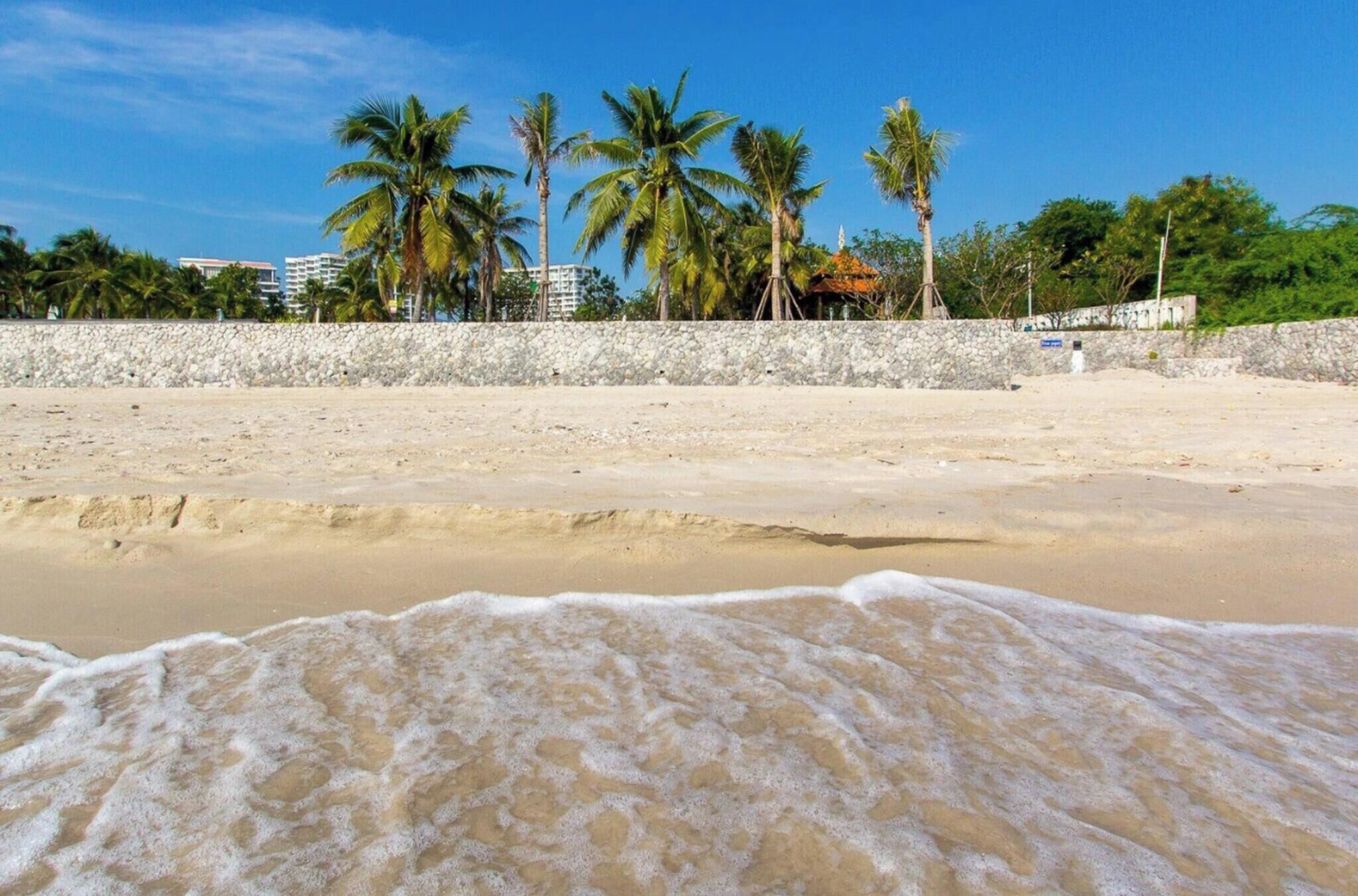 Apartment, 1 Bedroom, Accessible, Balcony | Beach