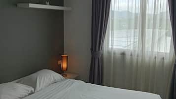 Apartment, Balcony, Mountain View | In-room safe, blackout drapes, iron/ironing board, free WiFi
