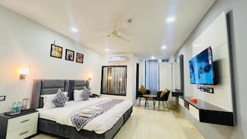 Habitación Deluxe doble | Tabla de planchar con plancha y wifi gratis