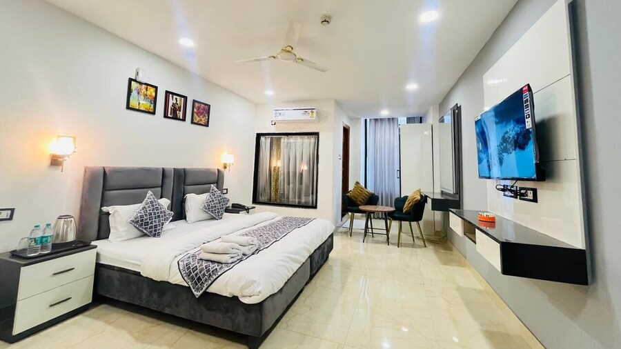 Aroma Hotel Sultanpur