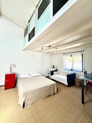 4 chambres, bureau, fer et planche à repasser, Wi-Fi