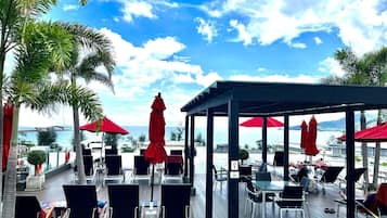 Apartment, 1 Bedroom, Accessible, Balcony | Outdoor dining