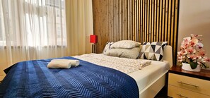 1 chambre, fer et planche à repasser, Wi-Fi gratuit, draps fournis