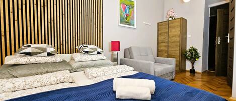 1 bedroom, iron/ironing board, free WiFi, bed sheets