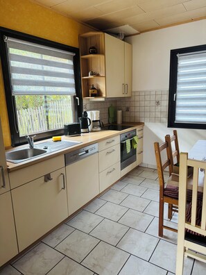 Microwave, oven, stovetop, dishwasher