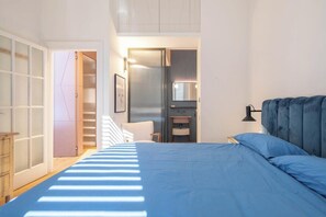 3 bedrooms, iron/ironing board, travel cot, WiFi