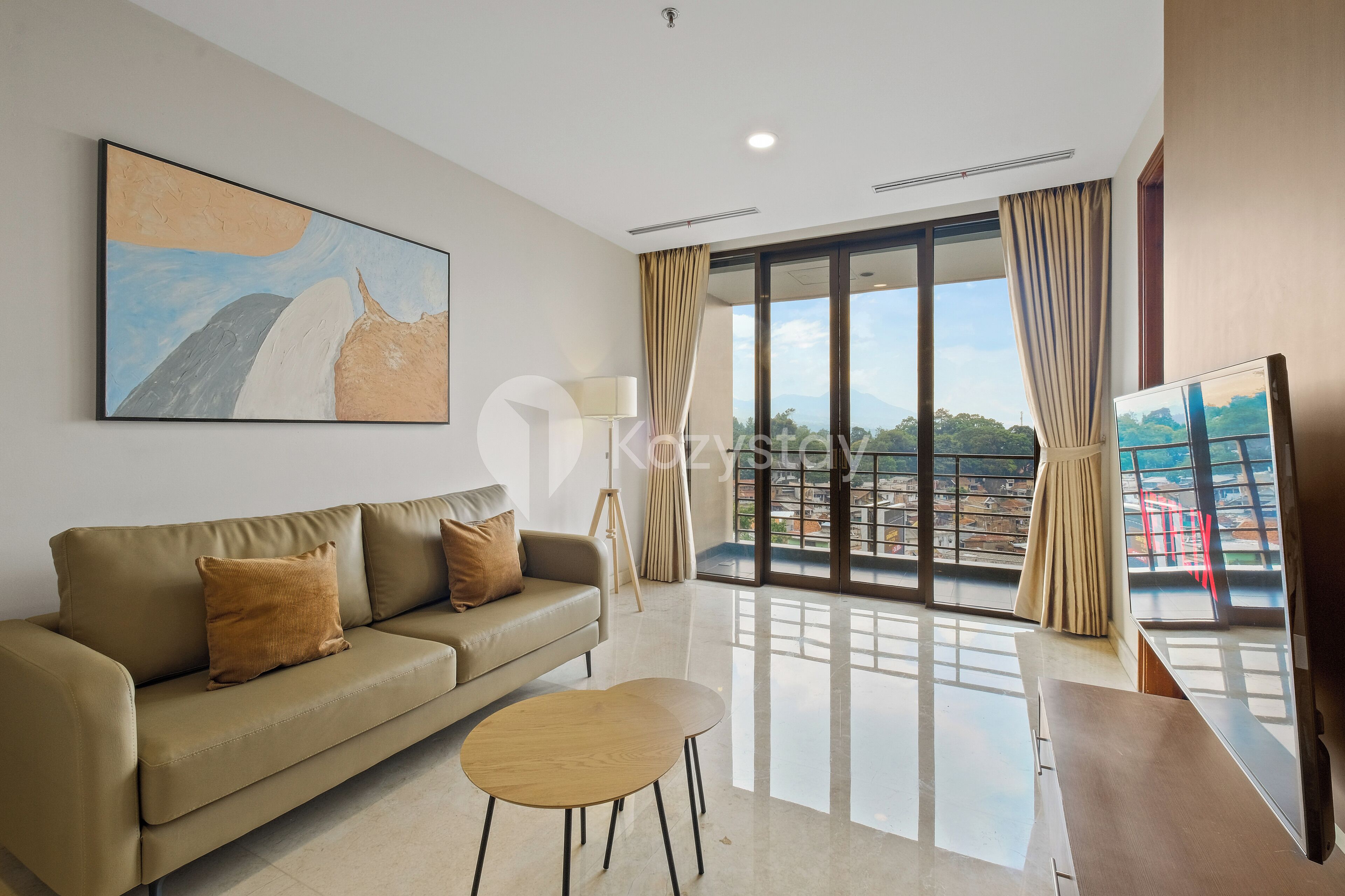 Apartment, 2 Bedrooms, City View | Living room | Smart TV, Netflix, streaming services