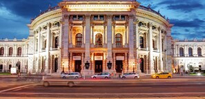 شقة بتجهيزات أساسية | إطلالة على المدينة