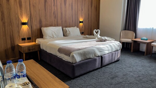 مكواة/لوح كي وواي فاي مجانًا