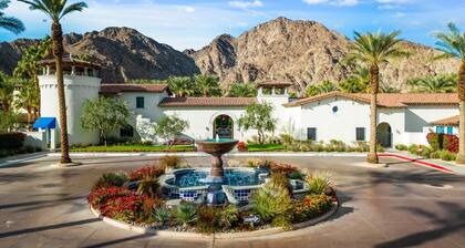 LV223 Pet Friendly 2BD Lock-Off with Private Patio