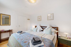 2 Schlafzimmer, Bügeleisen/Bügelbrett, WLAN, Bettwäsche
