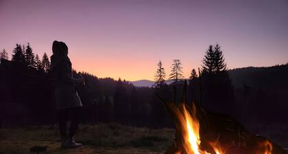 Apartment 'Alte Schmiede 2 Fewos' mit Bergblick, privater Terrasse und WLAN