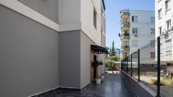 Leilighet – grand, 2 soverom | Gateutsikt