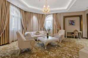 Family Suite | Living area | Printers - Gabala Karvansaray Hotel  (Gabala)