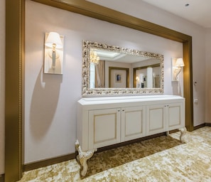 Suite familiare | Area soggiorno | Stampante