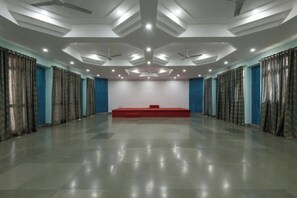 Interior - HOTEL GREAT PUNJAB (Chhatrapati Sambhajinagar)