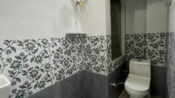 Classic Room | Meja, ruang kerja komputer riba, Wi-fi percuma