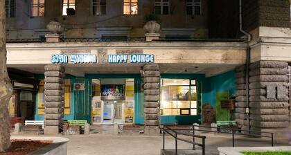 Capsule Hotel Happy lounge