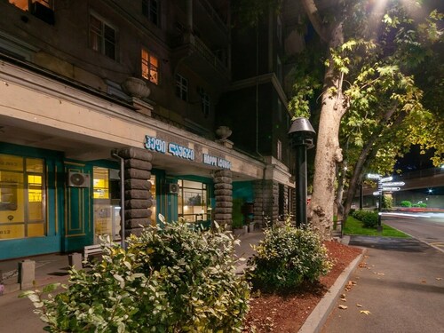 Capsule Hotel Happy lounge