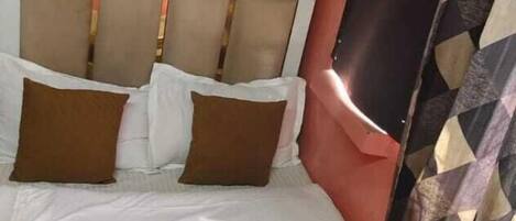 Camas plegables/adicionales, wifi gratis y ropa de cama