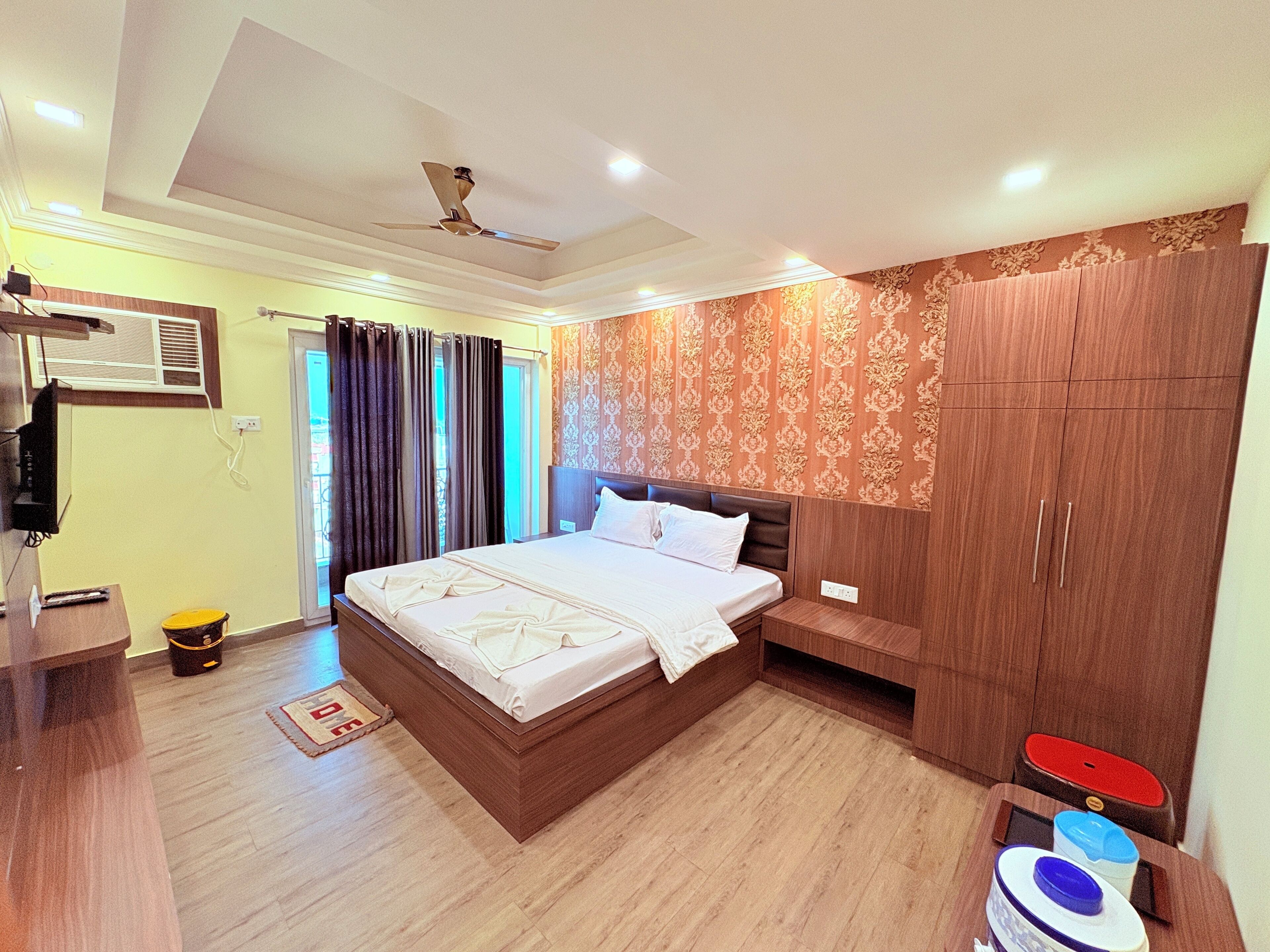 بديكورات فريدة لكل غرفة وطراز فريد لكل وحدة وواي فاي مجانًا